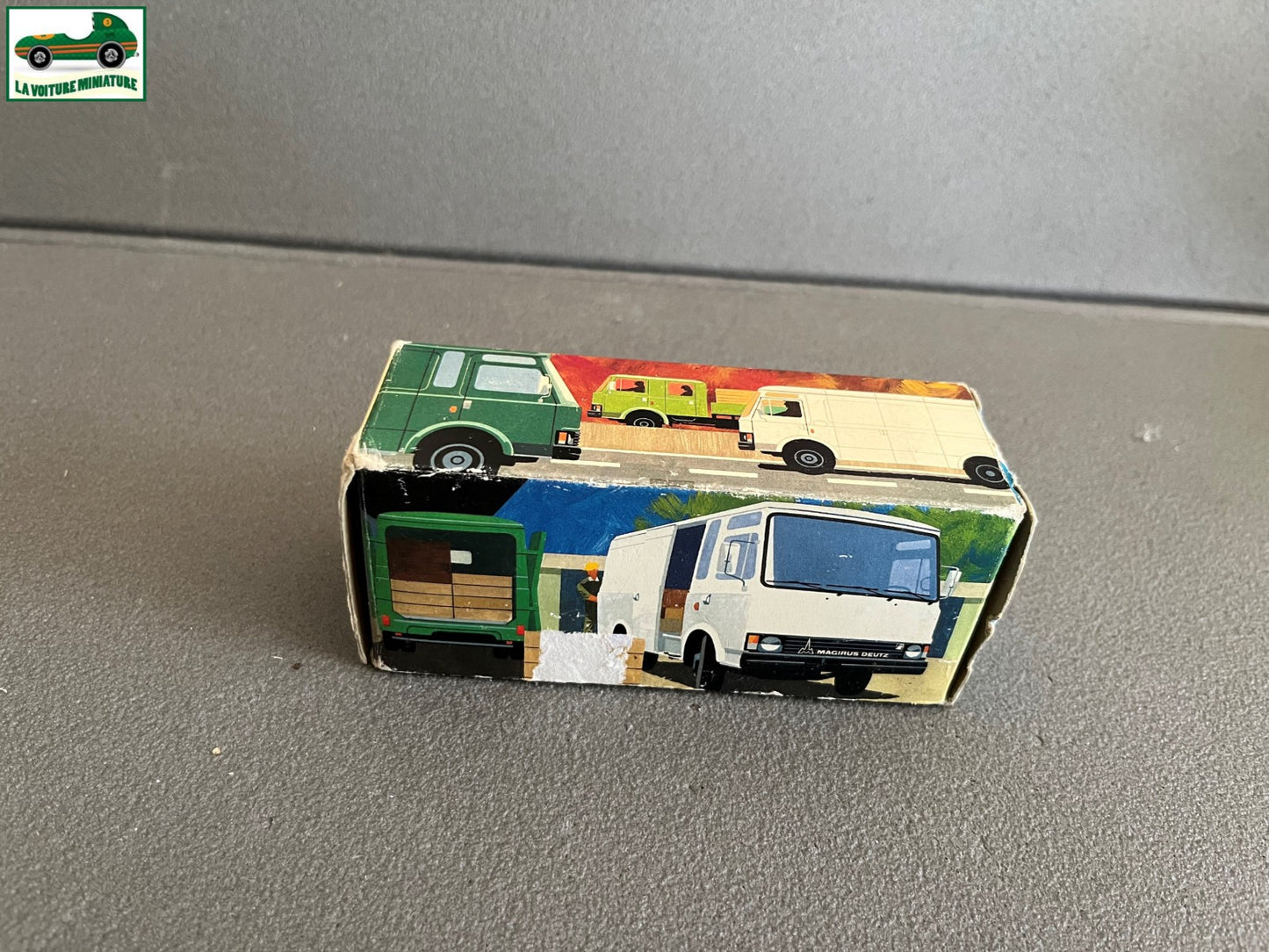 Ancienne Miniature Voiture Camion Magirus Deutz Cursor Modell 877 1/50
