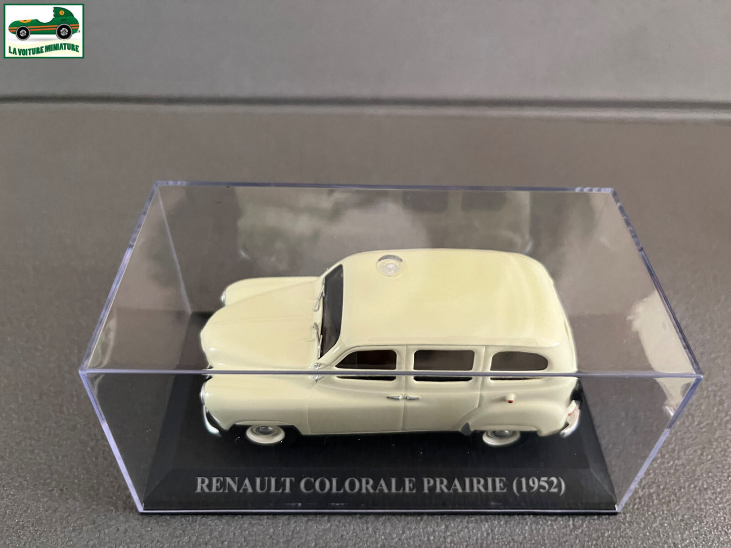 Voiture Miniature Renault Colorale Prairie 1952 au 1/43