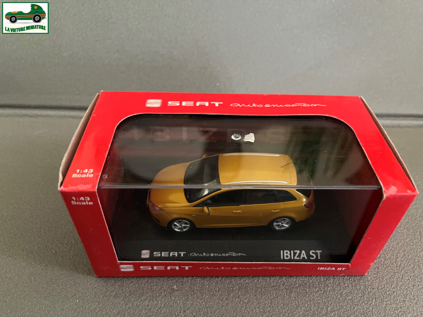 Voiture Miniature Seat Ibiza ST au 1/43