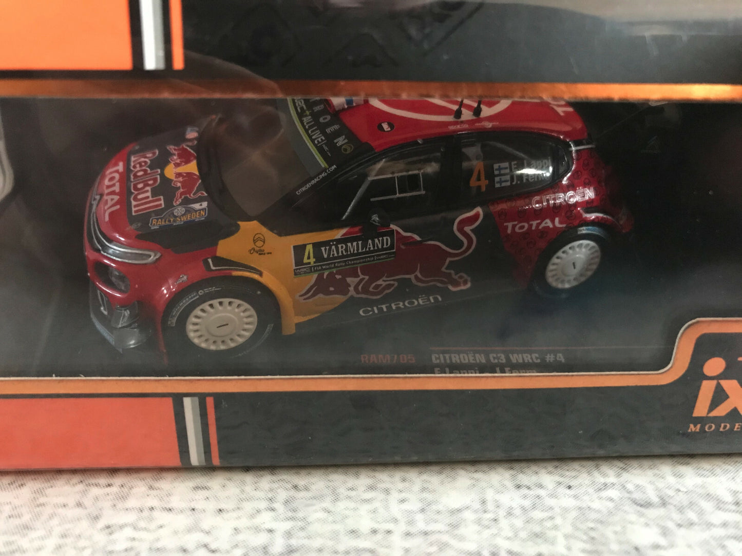 Voiture Miniature Citroen C3 WRC Lappi Rallye Suede 2019 Ixo 1/43