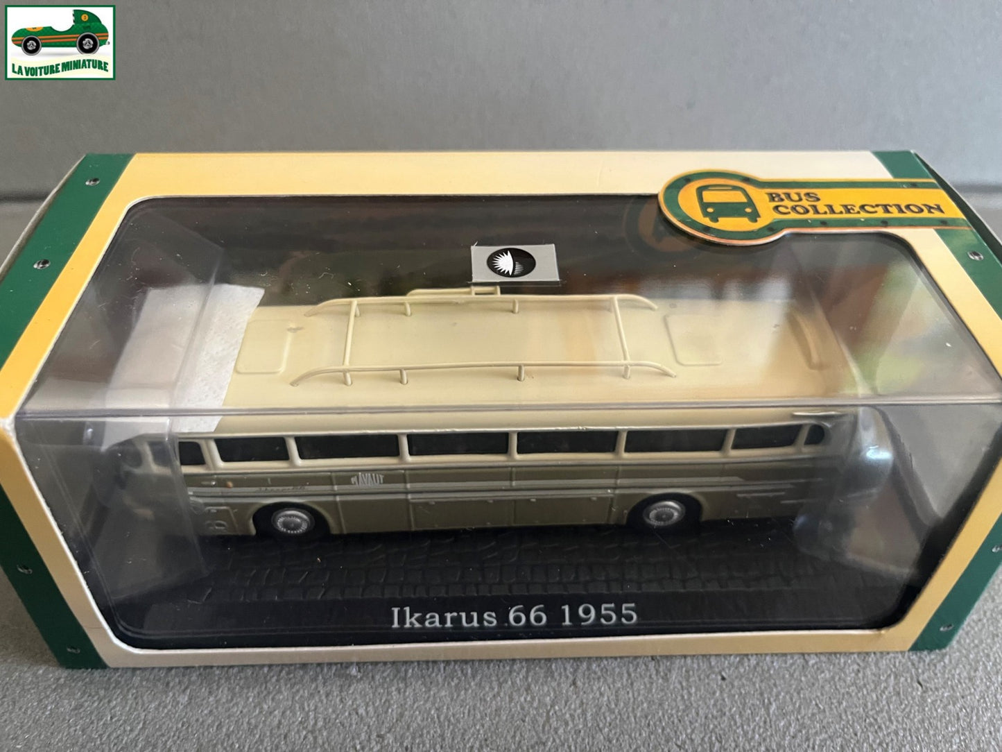 Voiture miniature Ikarus 66 1955 Autobus Bus Collection Atlas 1/72