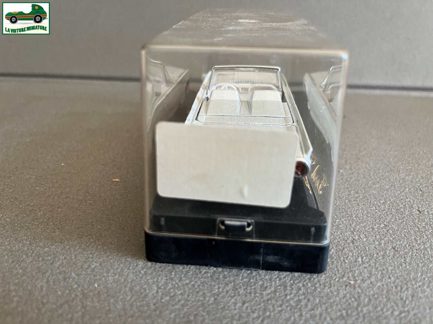 Voiture Miniature Ford Thunderbird G-Sport 4517 Solido au 1/43