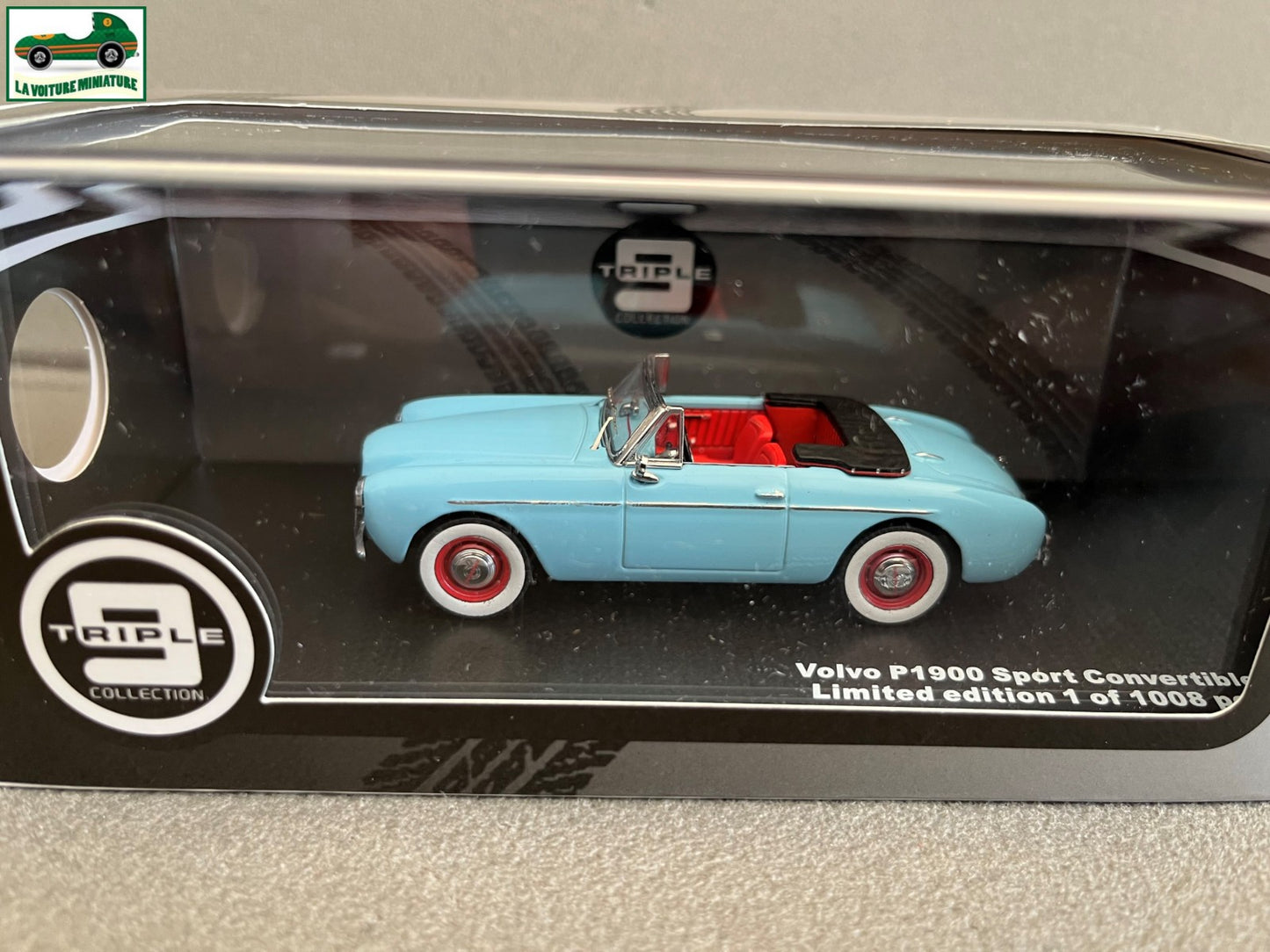 Voiture Miniature Volvo P1900 Sport Convertible Triple 9 au 1/43