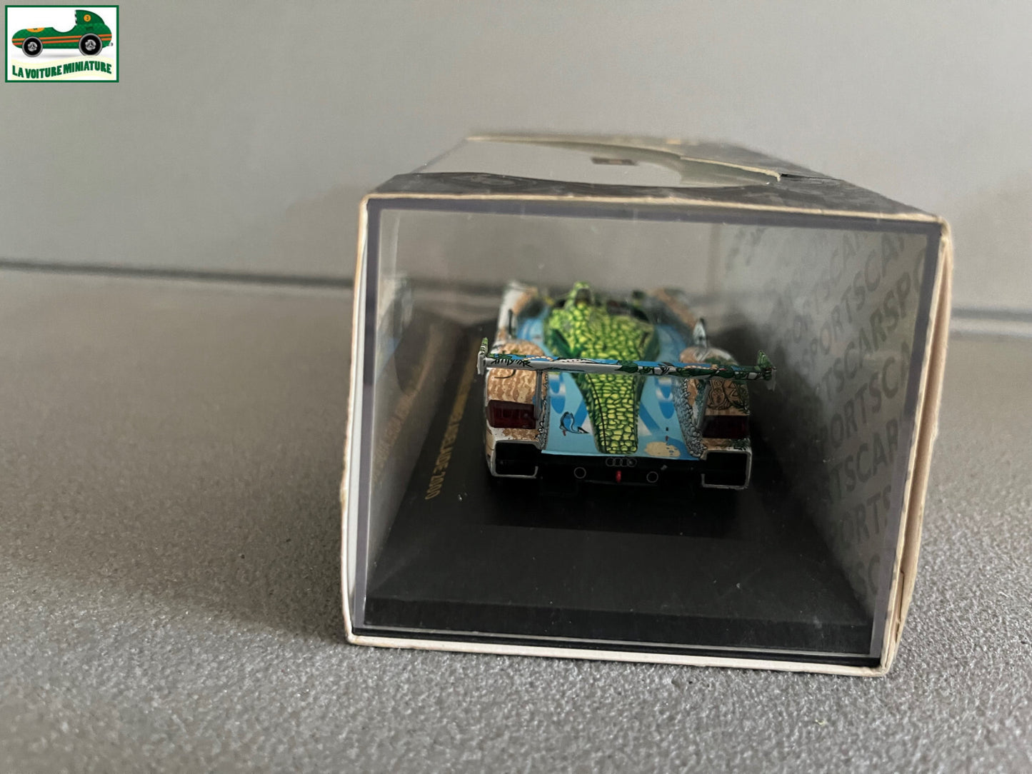 Voiture Miniature Audi R8 Crocodile Winner Adelaide 2000 Ixo au 1/43