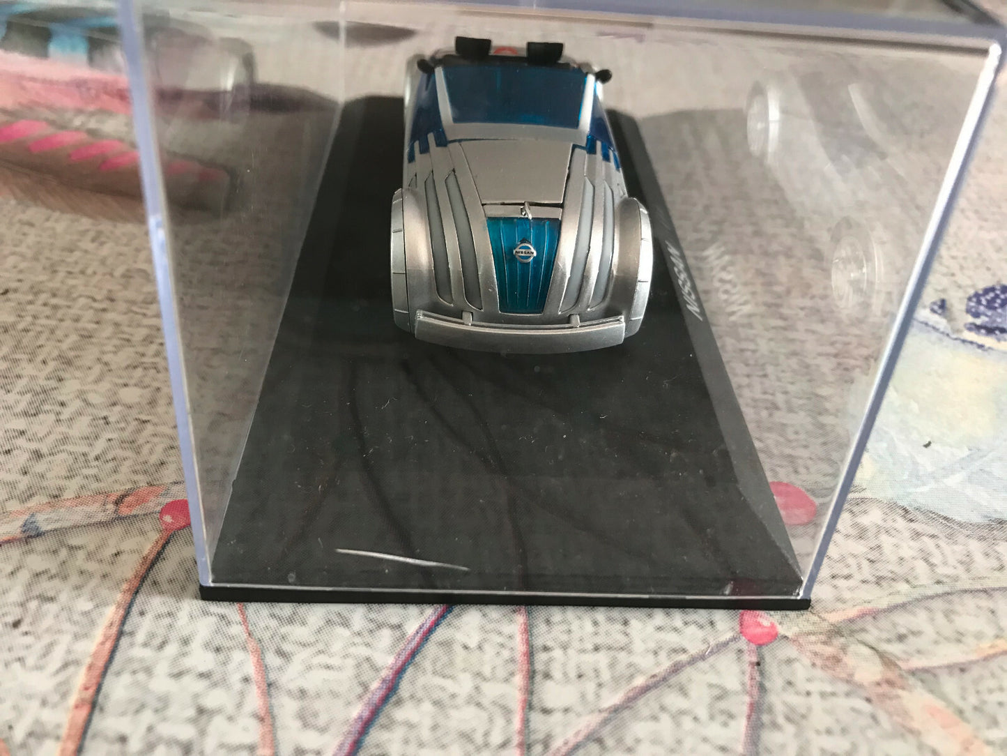 Voiture miniature Nissan Jikoo Norev Concept Car au 1/43