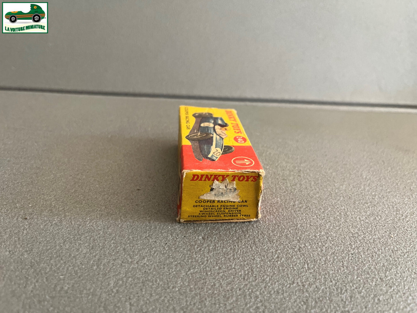 Ancienne Miniature Voiture Copper Racing Car Dinky Toys 240 England
