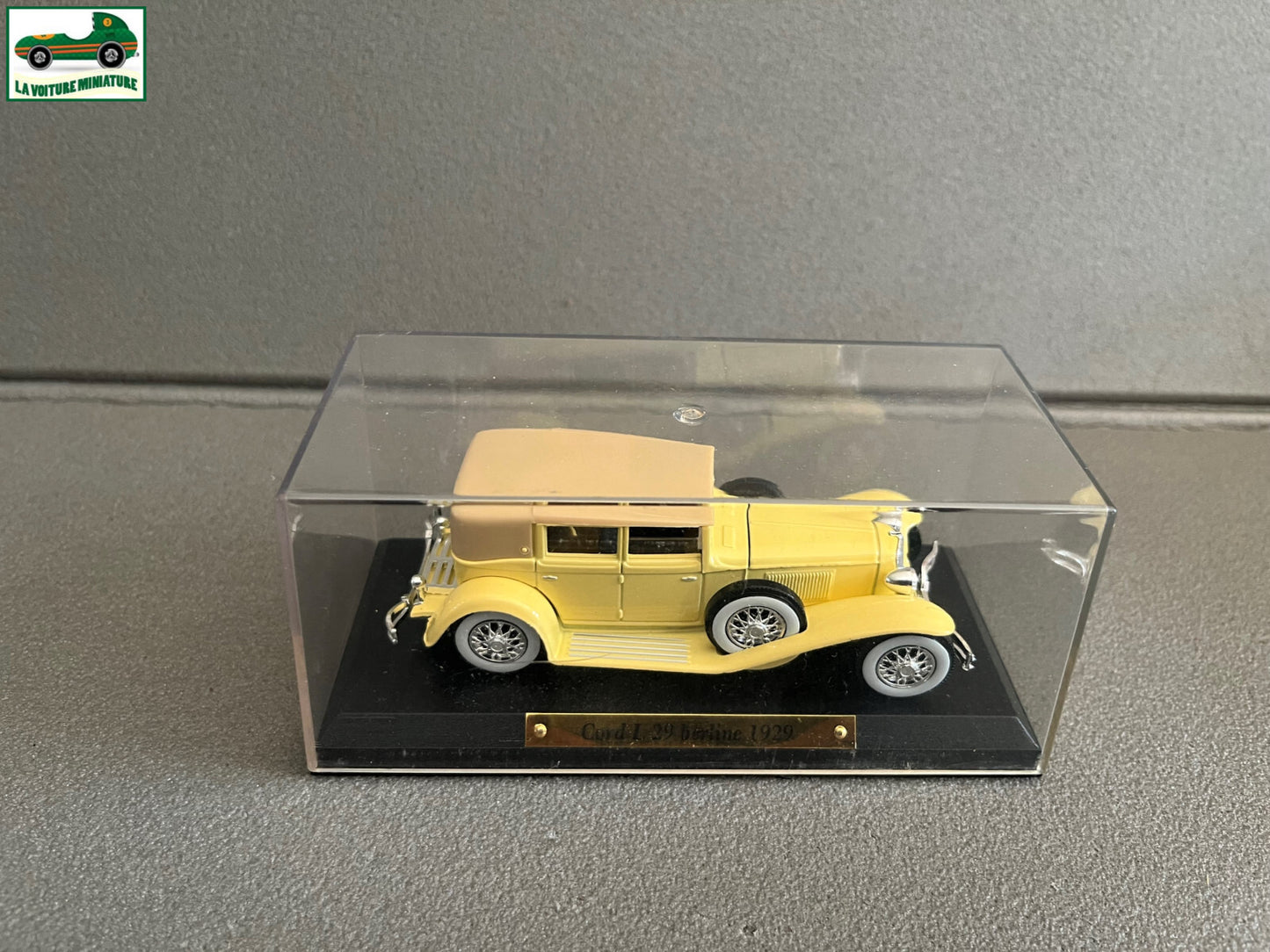 Voiture miniature Cord L 29 berline 1929 au 1/43