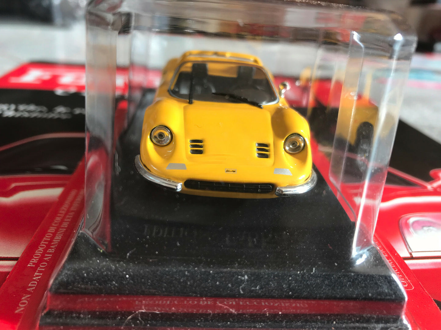 Voiture miniature Collection Ferrari Dino 246 GTS Ixo Fabbri au 1/43
