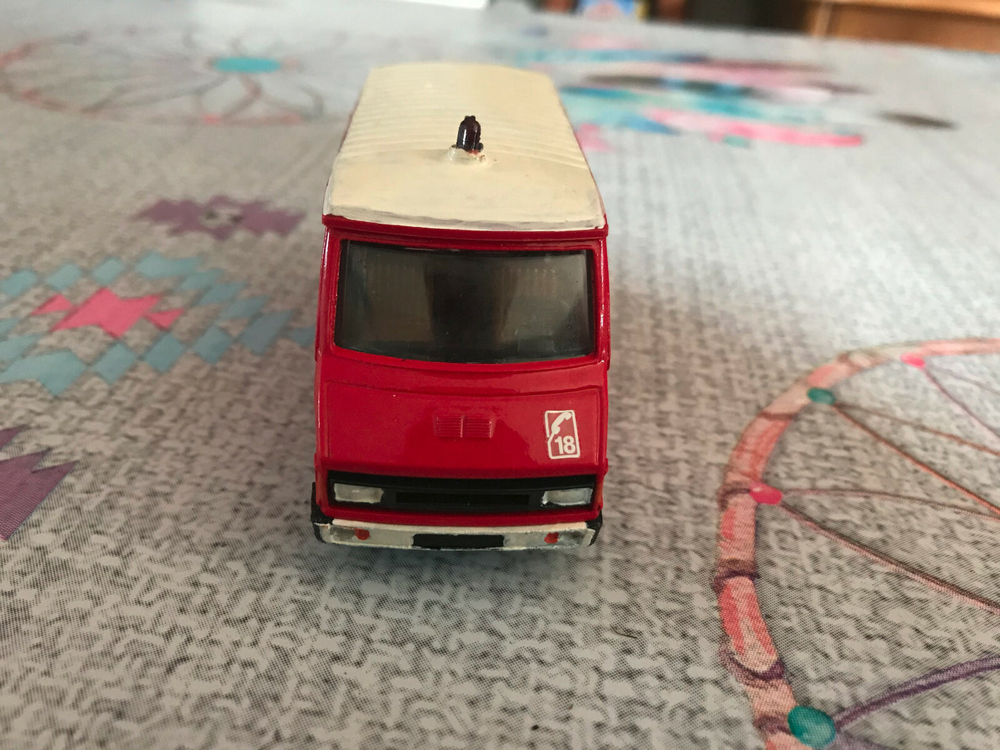 Voiture Miniature Camion Secours Pompiers Citroen C35 Chimique 1/50 Solido