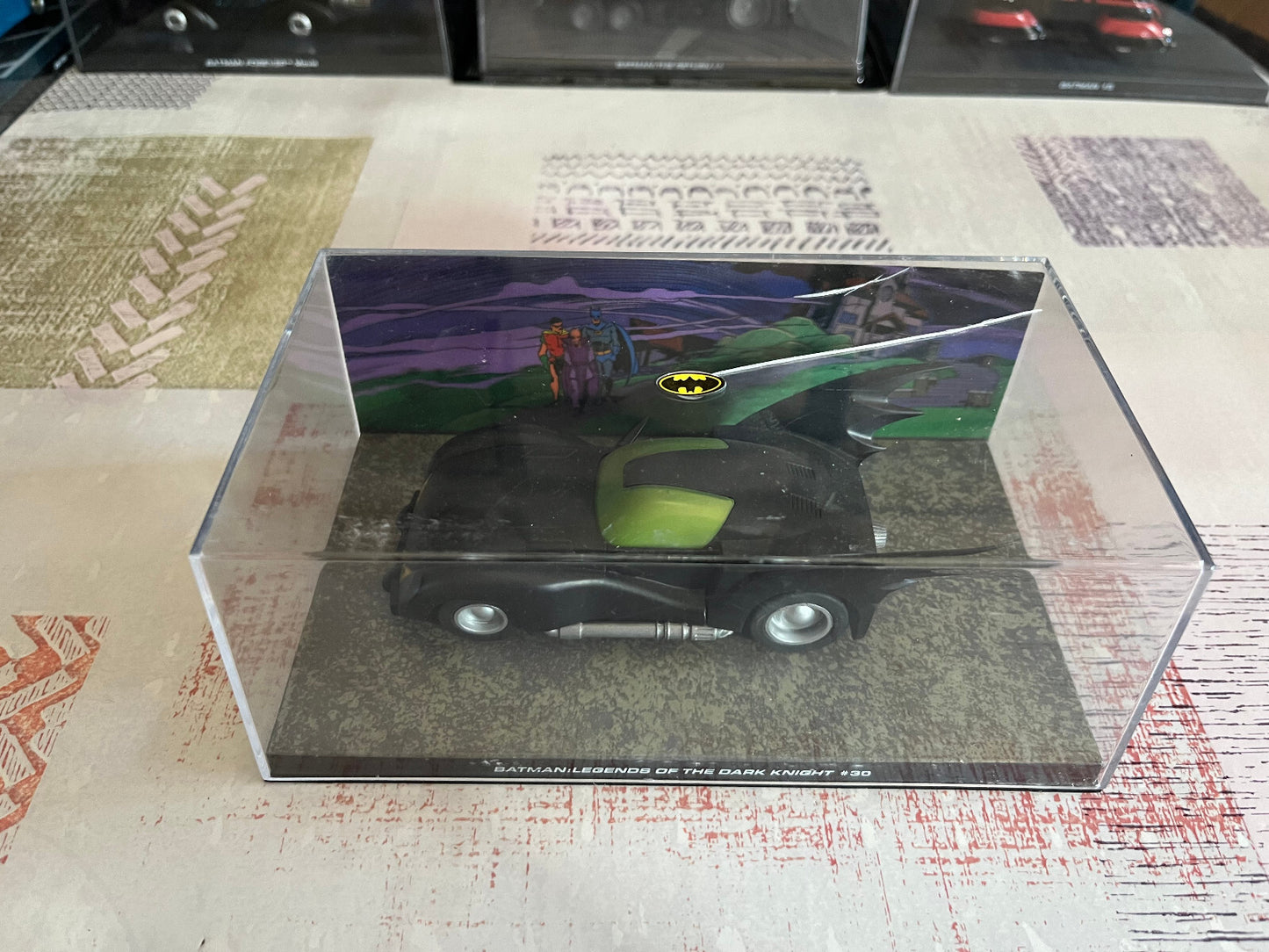 Voiture Miniature Batmobile Les Véhicules de Batman Legends Dark Knight #30 1/43