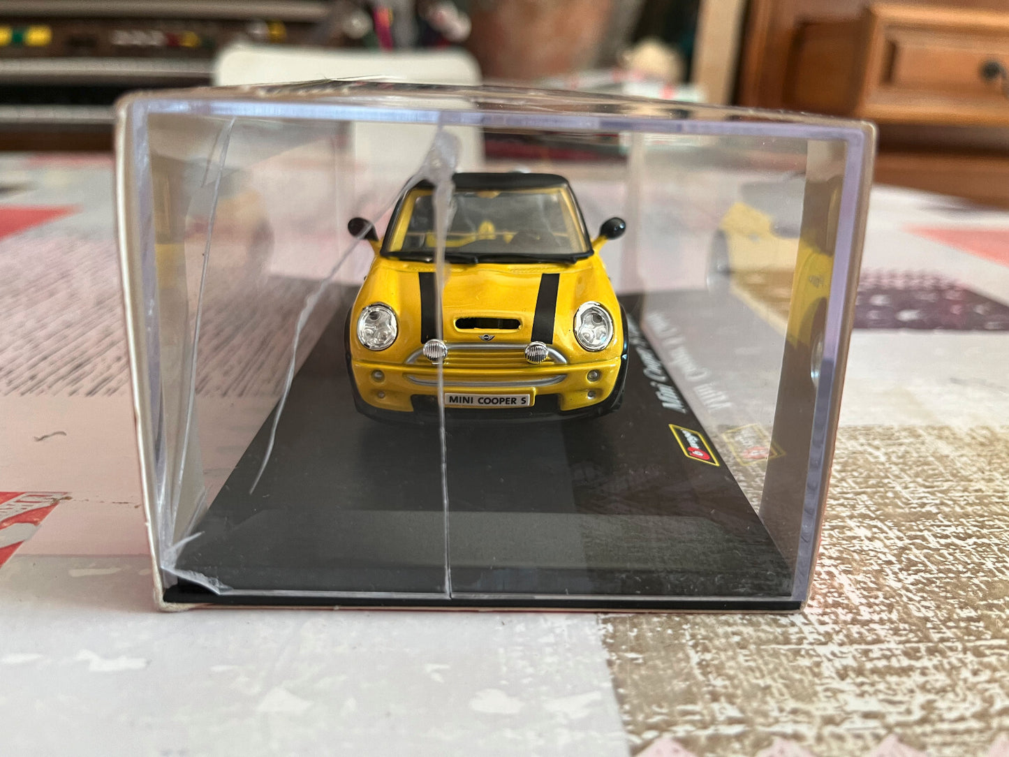 Voiture Miniature Burago Street Tuners Mini Cooper S Cabrio Tuning 1/32
