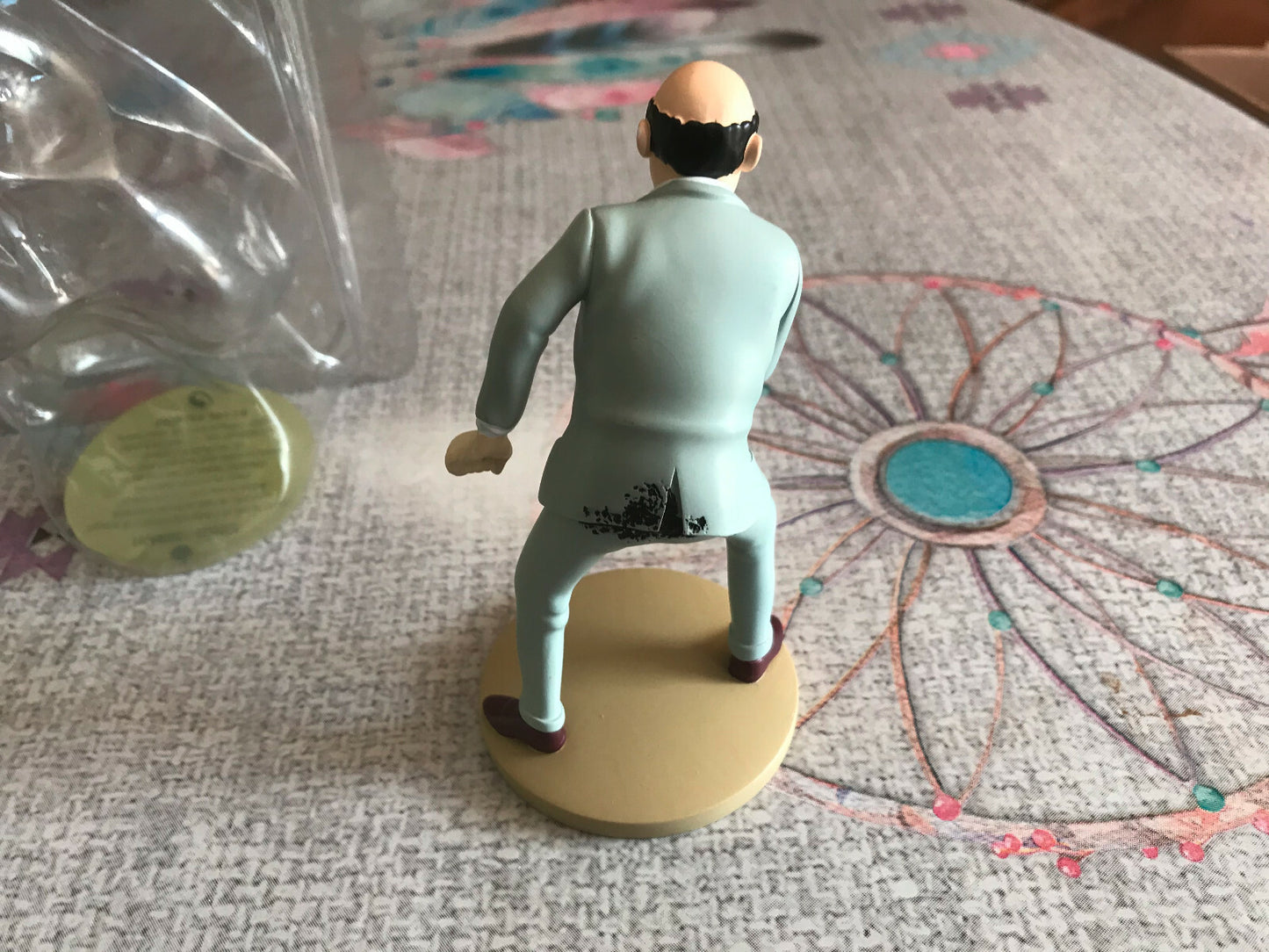 Figurine Tintin Le Docteur Muller Incendiaire L'île Noire Page 21 Hergé Résine