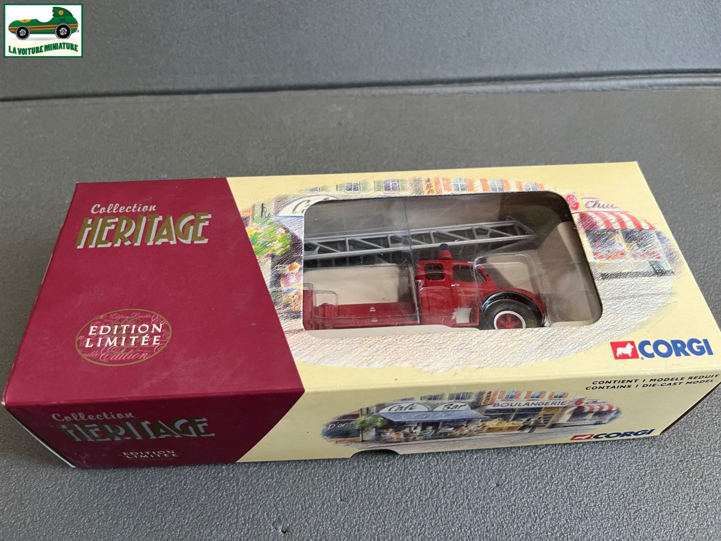 Voiture Miniature Camion Pompiers Berliet GLR Grande Echelle Avignon Corgi 1/50
