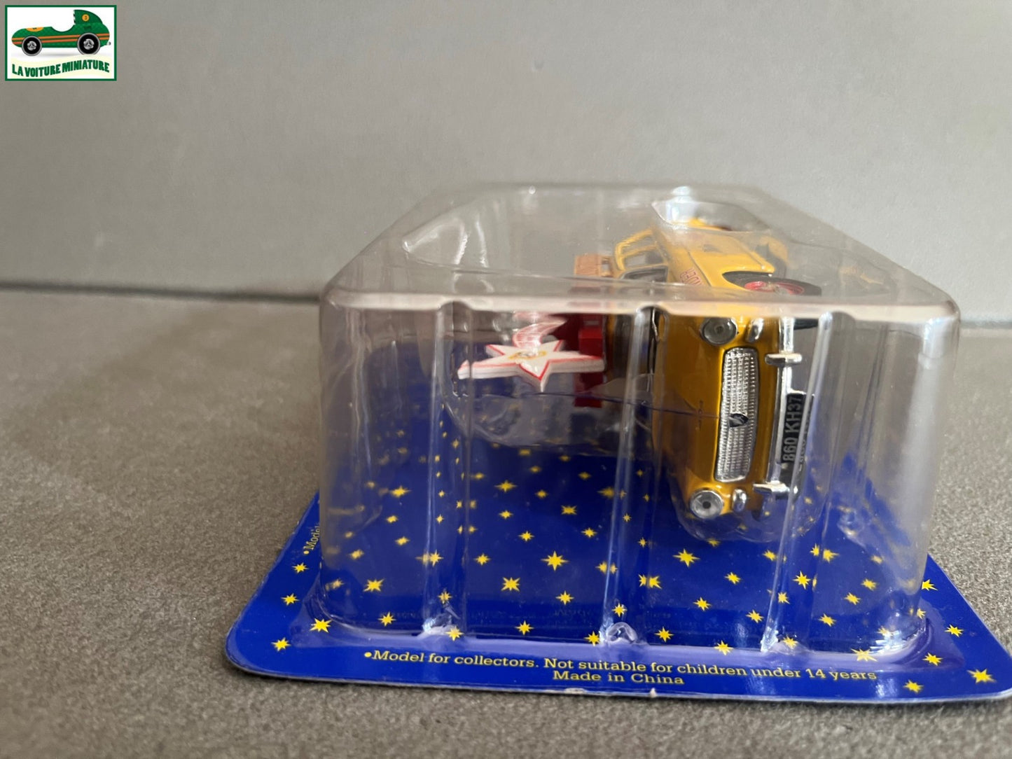 Voiture Miniature Peugeot 404 Cirque Pinder Altaya 1/43