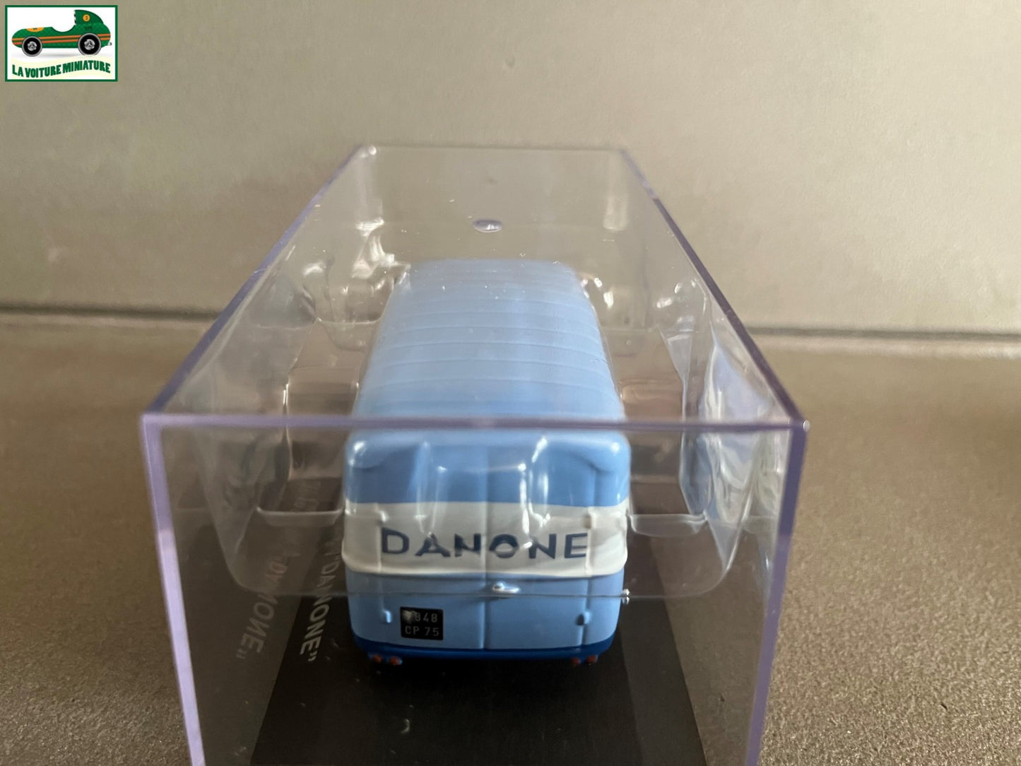 Voiture Miniature Camion Publicitaire Renault 1000kg Danone au 1/43