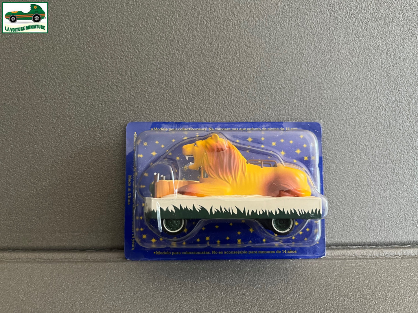 Voiture Miniature Char de parade le Lion N°33 Cirque Pinder Altaya 1/64