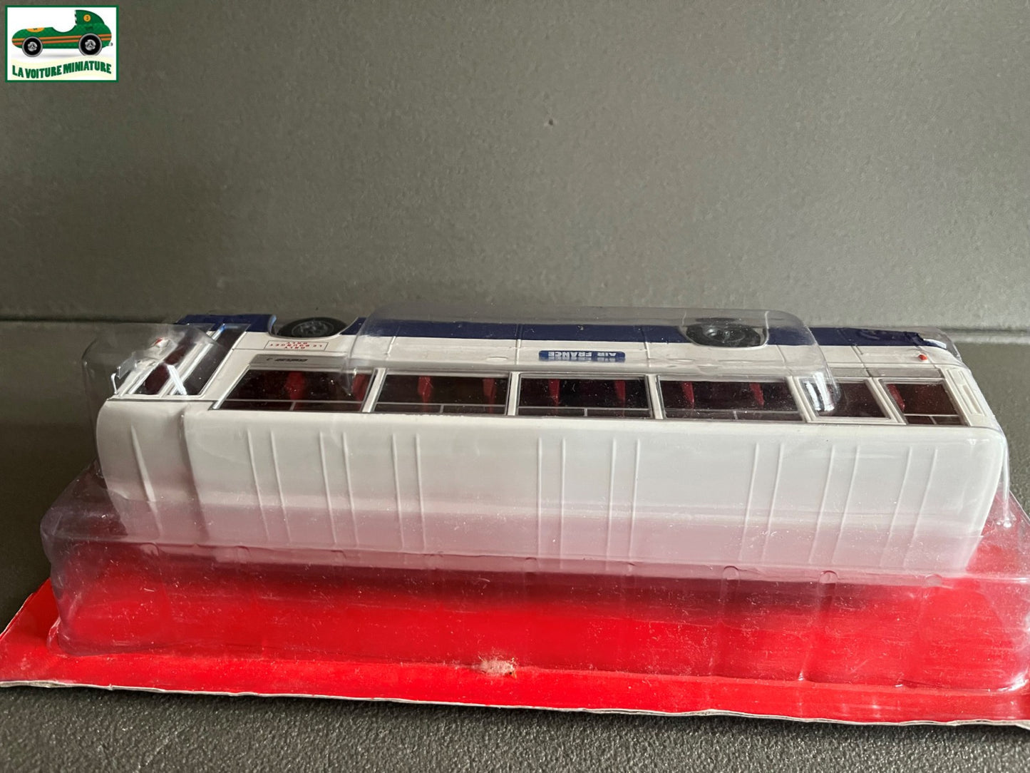 Voiture miniature Berliet Cruisair Air France 1/43 Autobus Autocars du Monde