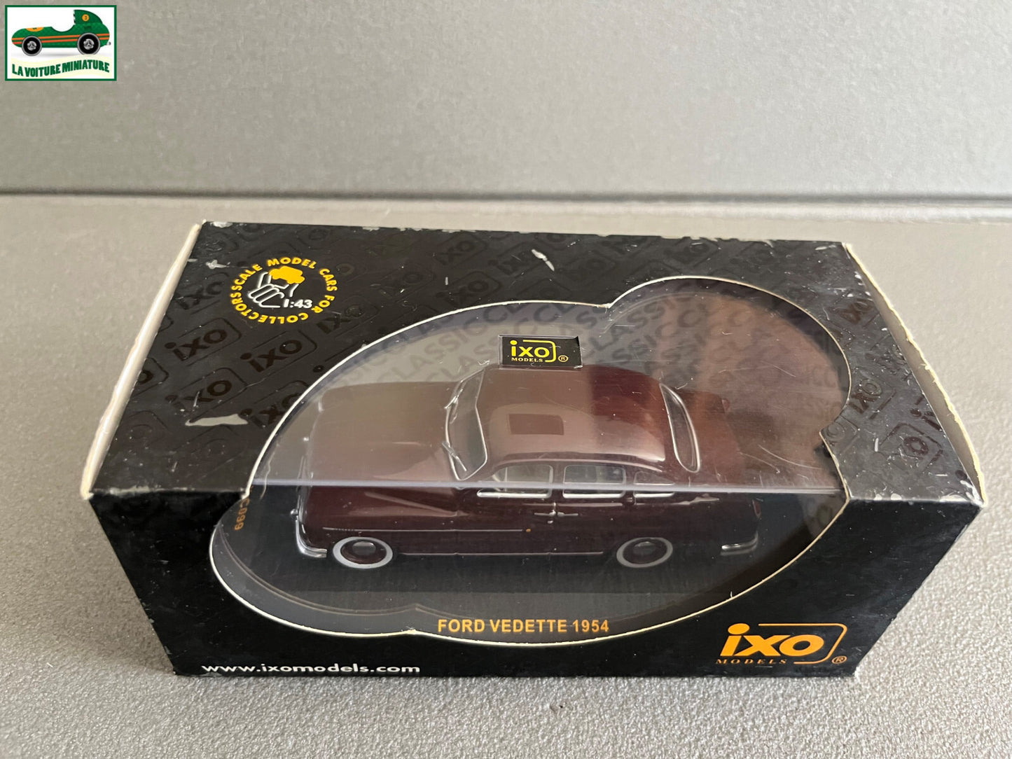 Voiture Miniature Ford Vedette 1954 Ixo 1/43