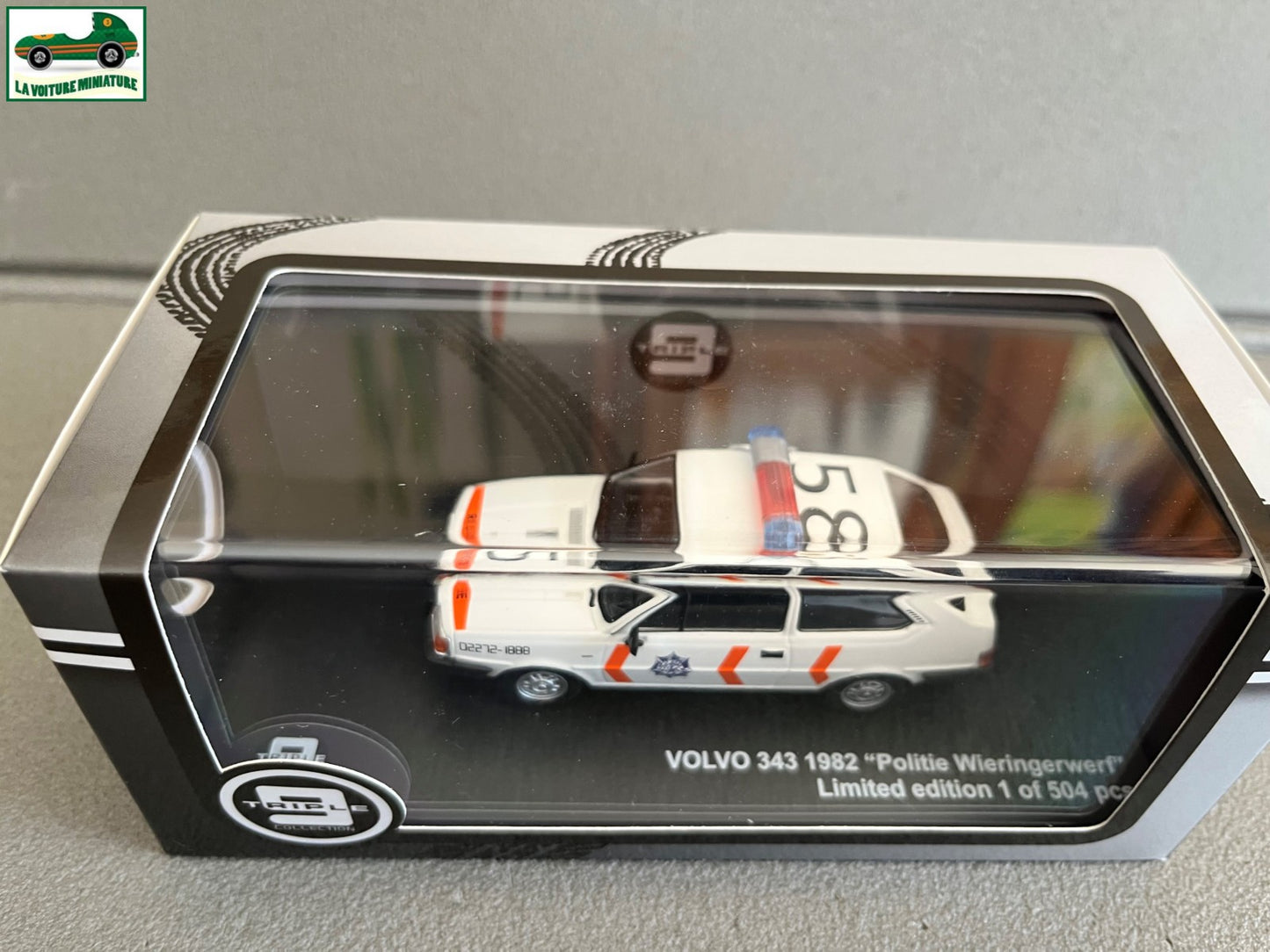 Voiture Miniature Volvo 343 1982 Police Triple 9 au 1/43