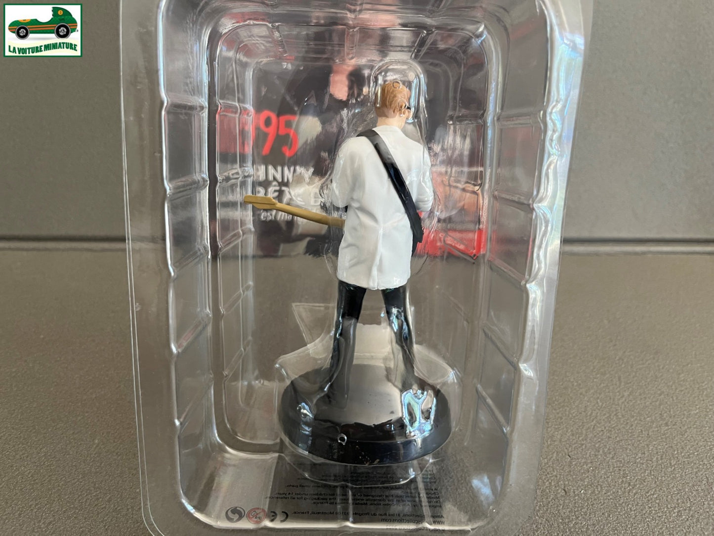 Figurine de Collection Johnny Hallyday + Livret N°17