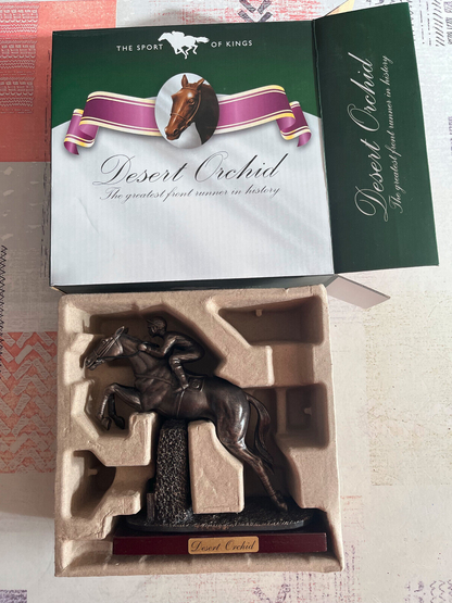 Statue Collection Cheval Course Desert Orchid Résine Editions Atlas 1/12