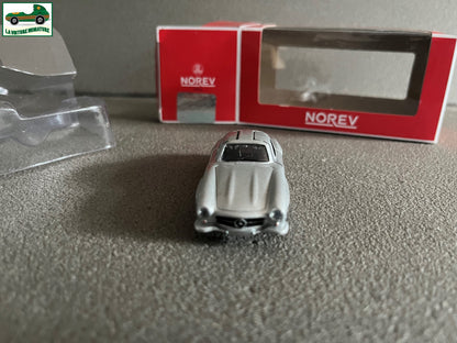 Voiture miniature Mercedes 300 SL Norev 3 inches 1/64