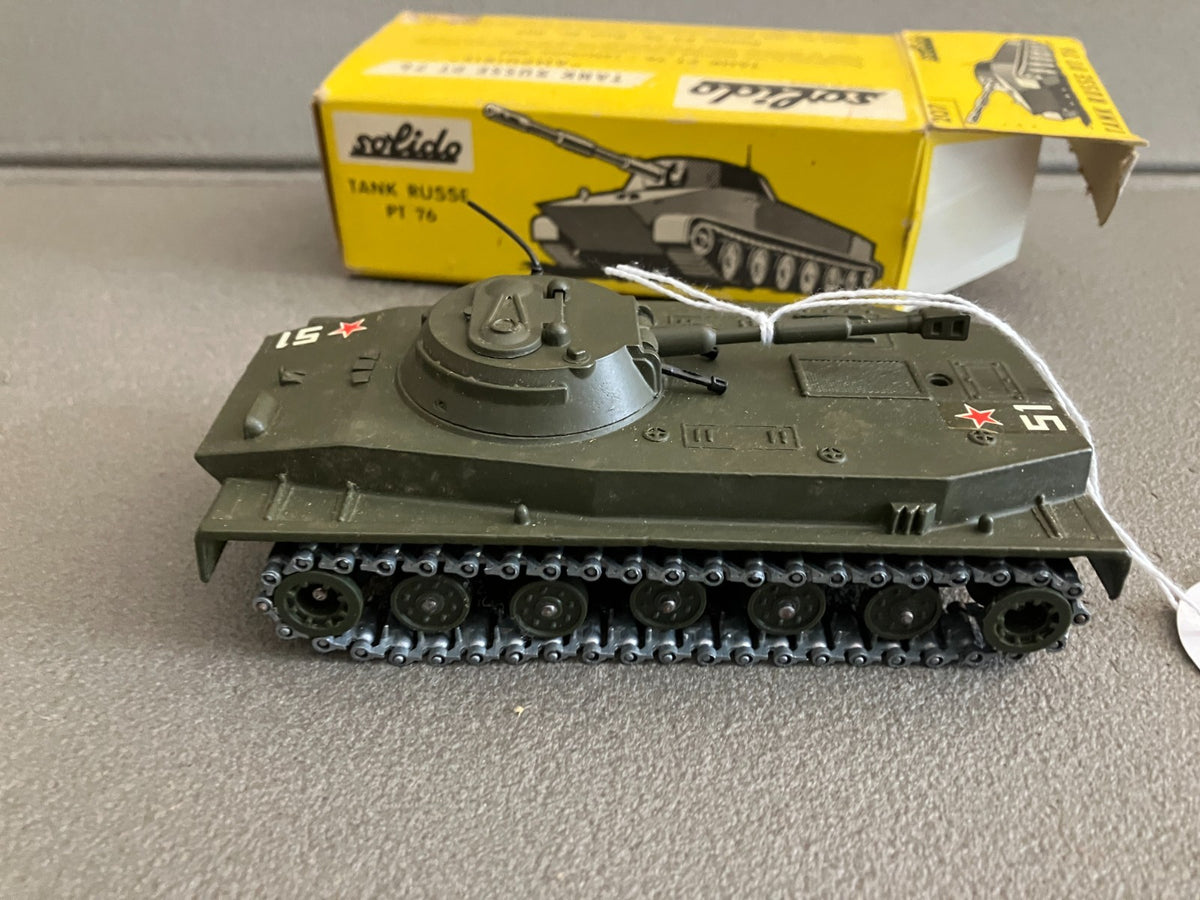 Ancienne Miniature Militaire Blindé Char Tank Russe PT 76 207 Solido France 1/50