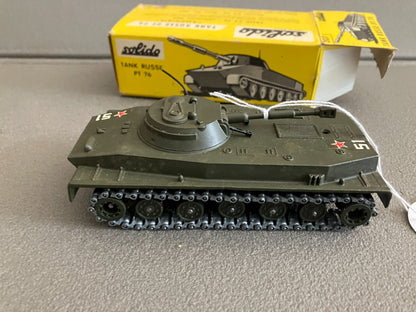 Ancienne Miniature Militaire Blindé Char Tank Russe PT 76 207 Solido France 1/50