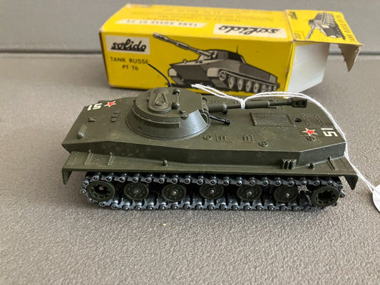 Ancienne Miniature Militaire Blindé Char Tank Russe PT 76 207 Solido France 1/50