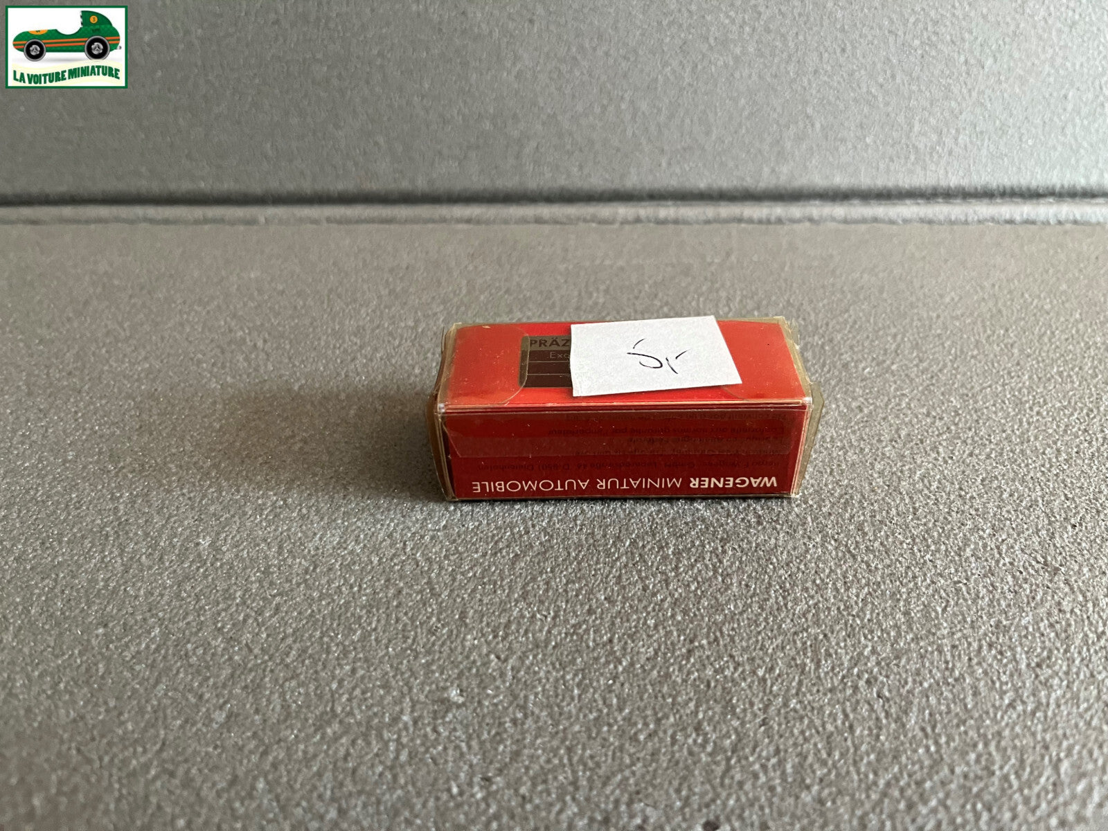 Voiture Miniature Volkswagen VW Golf GTI Olivetti Herpa au 1/87 HO