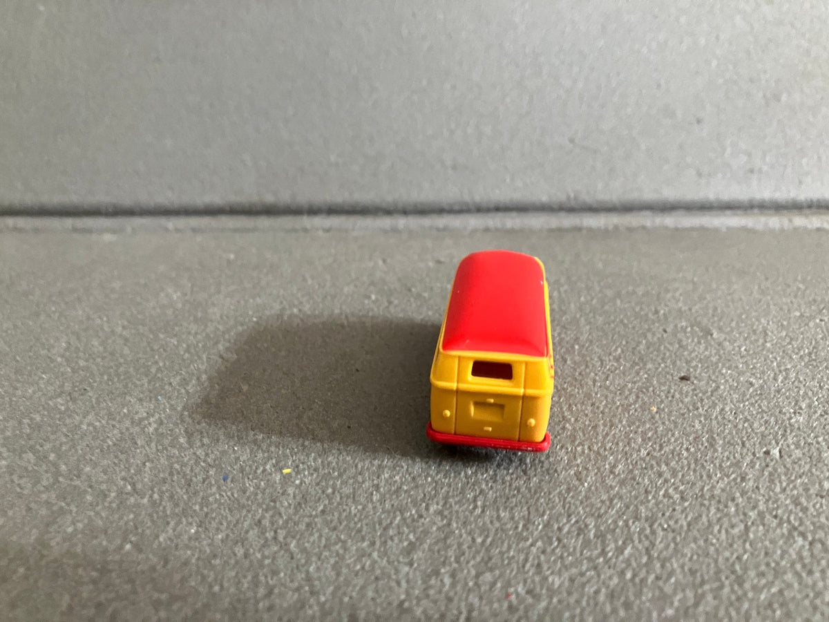 Voiture Miniature Volkswagen Combi T1 Bulli VW Cirque Pinder  Brekina 1/87 HO