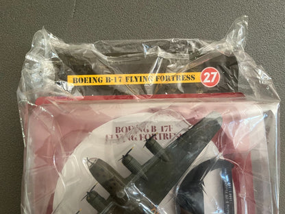 Avion miniature Militaire Bombardier Boeing B-17 Flying Fortress 1/144