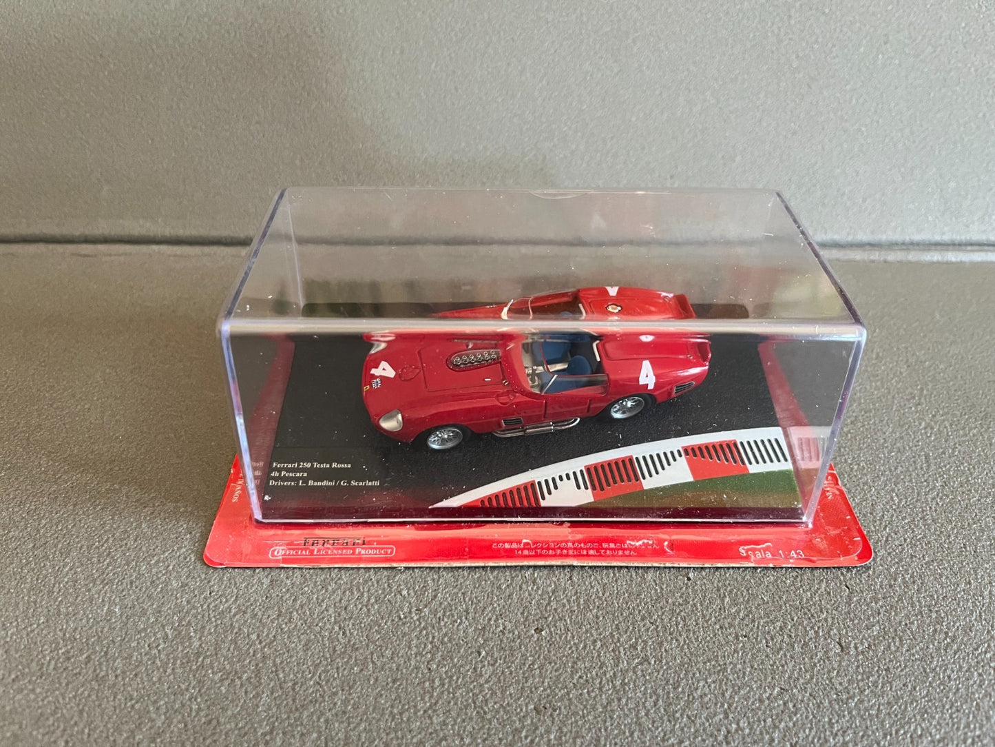 Voiture miniature Collection Ferrari 250 Testa Rossa 4h Pescara 1/43