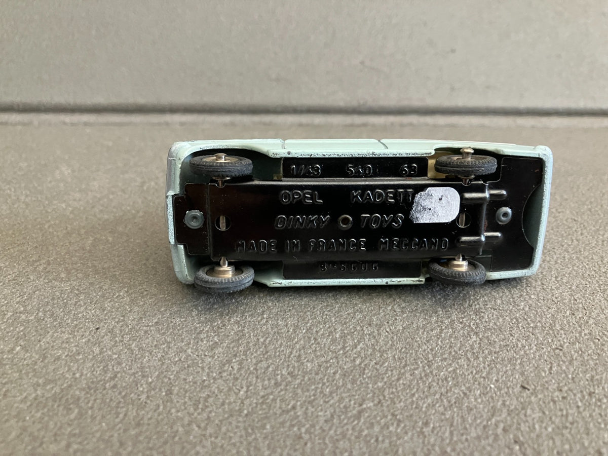 Ancienne Voiture Miniature Opel Kadett 540 France Meccano Dinky Toys 1/43
