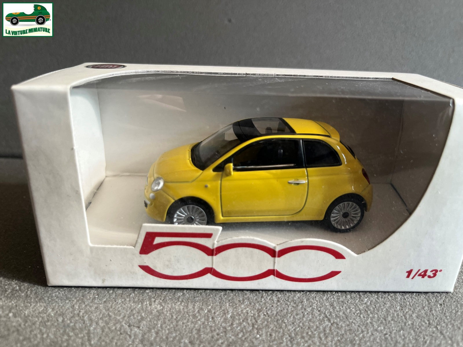Voiture Miniature Fiat Nuova 500 Mondo Motors au 1/43