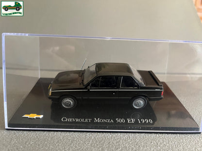 Voiture miniature Américaine Chevrolet Monza 500 EF 1990 au 1/43