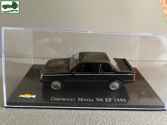 Voiture miniature Américaine Chevrolet Monza 500 EF 1990 au 1/43