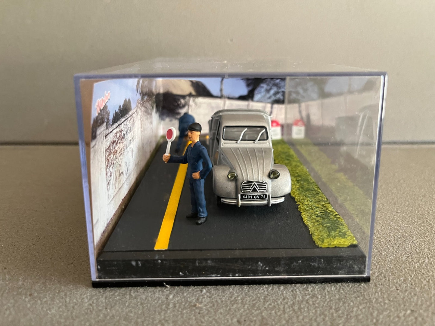 Voiture Miniature Citroen 2CV Pick Up Etape 41 La Route Bleue RN7 1/43