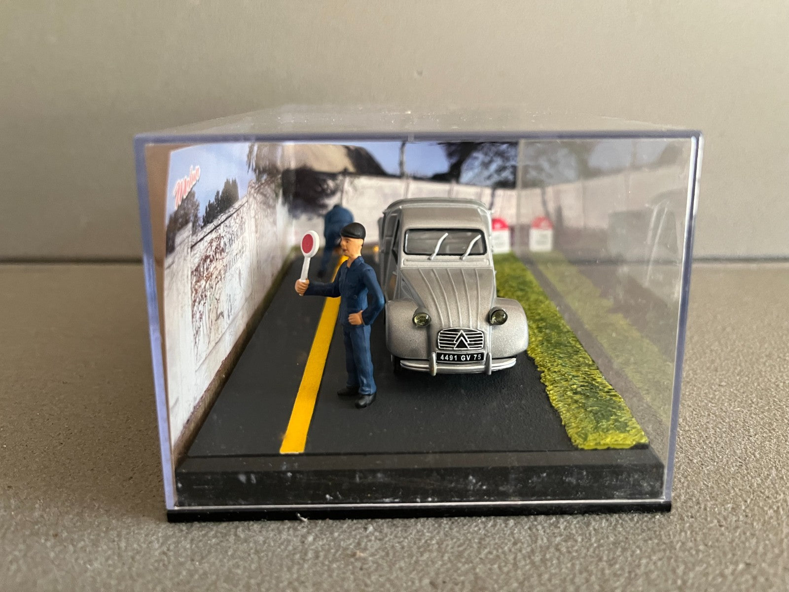 Voiture Miniature Citroen 2CV Pick Up Etape 41 La Route Bleue RN7 1/43