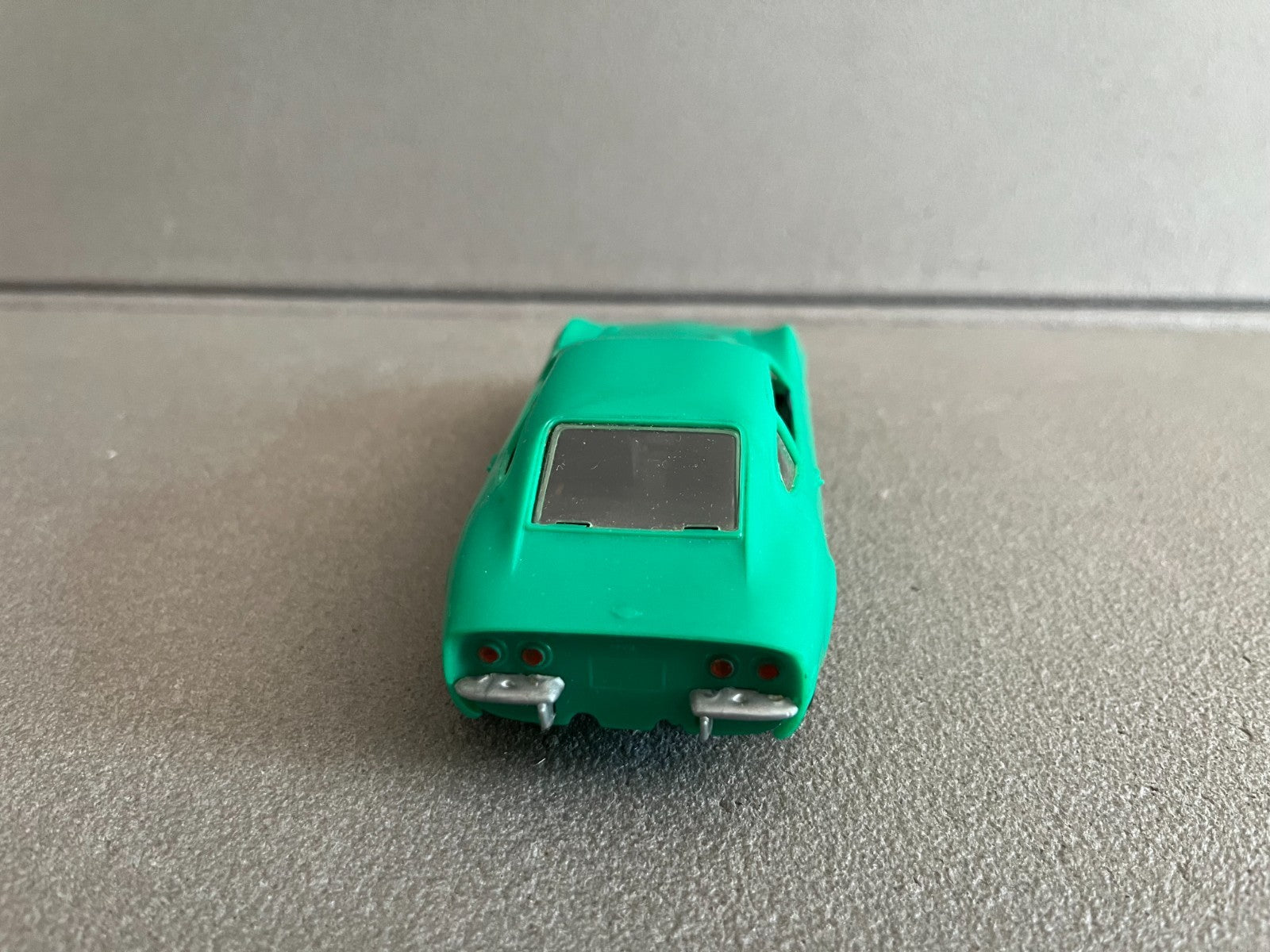 Voiture Miniature Kit plastique monté Opel GT Revell 1/32