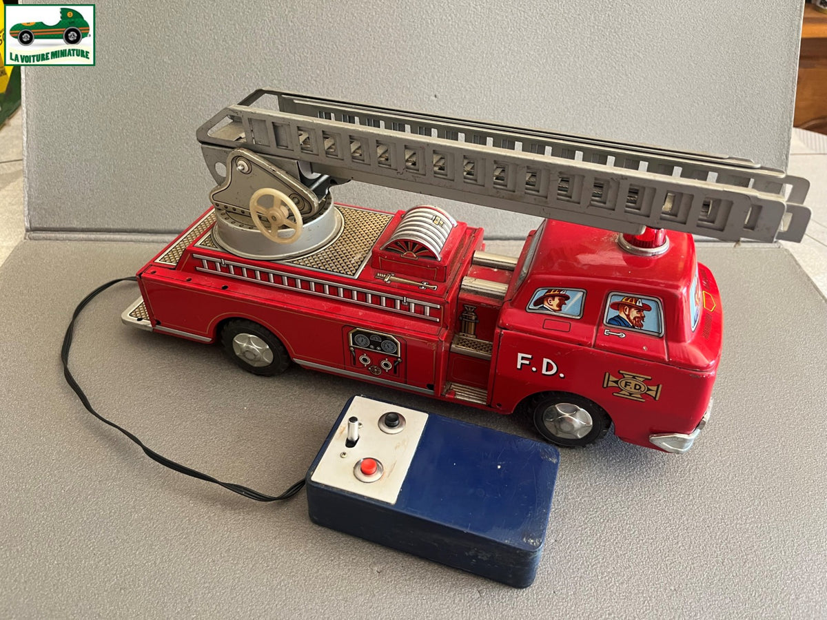 Jouet Ancien Camion Tôle Mécanisme Camion Pompiers Modern Toys Filoguidé Japan