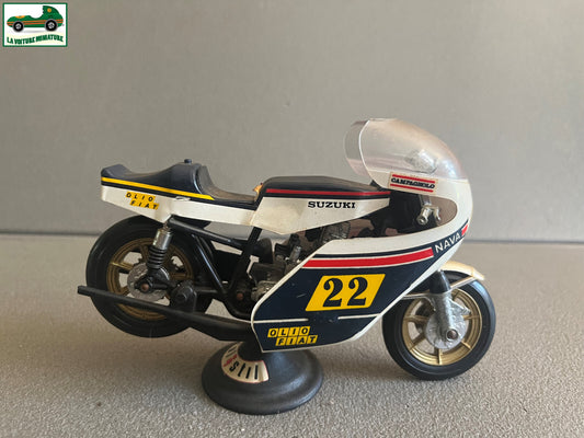 Ancienne Miniature Moto Suzuki 500 CC GP Olio Fiat 22 Polistil au 1/15