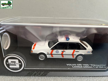 Voiture Miniature Volvo 440 1990 Police Triple 9 au 1/43