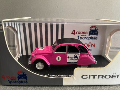 Voiture miniature Citroen 2CV 6 Rose 4 Roues Sous un Parapluie N°8 Eligor 1/43