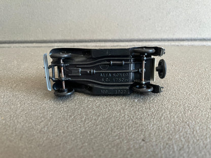 Voiture Miniature Ancien Plastique Alfa Roméo 6C 1930 Huilor