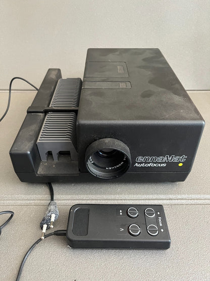 Ancien Projecteur Diapositive Ennamat Autofocus