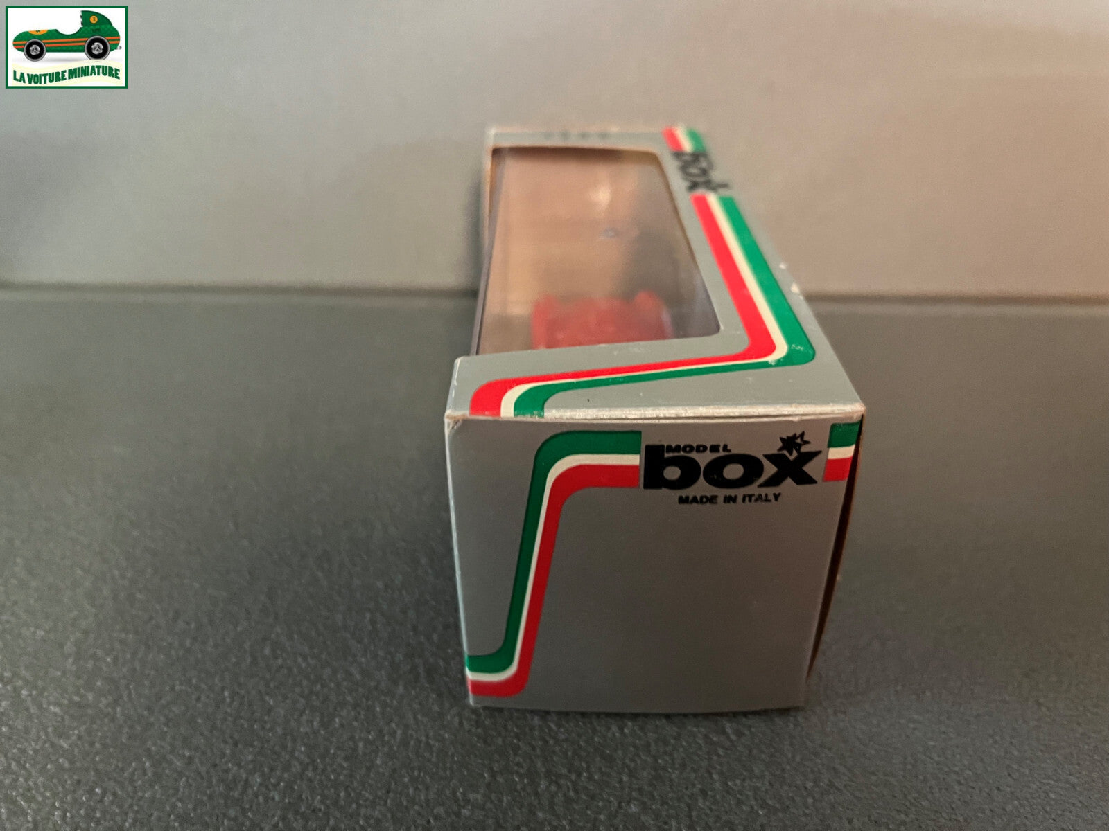Voiture Miniature Ferrari 250 GT 1956 Box au 1/43