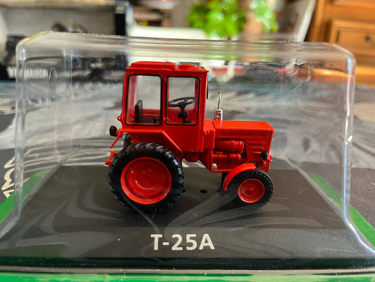 Voiture miniature Tracteur Agricole Russe URSS T-25A Vladimirets Hachette 1/43