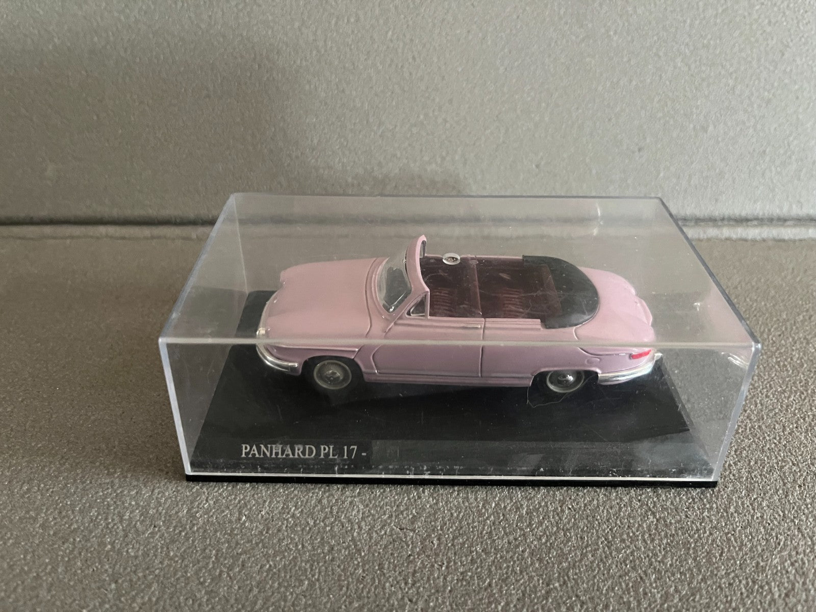 Voiture miniature Panhard PL 17 Leader Eligor au 1/43