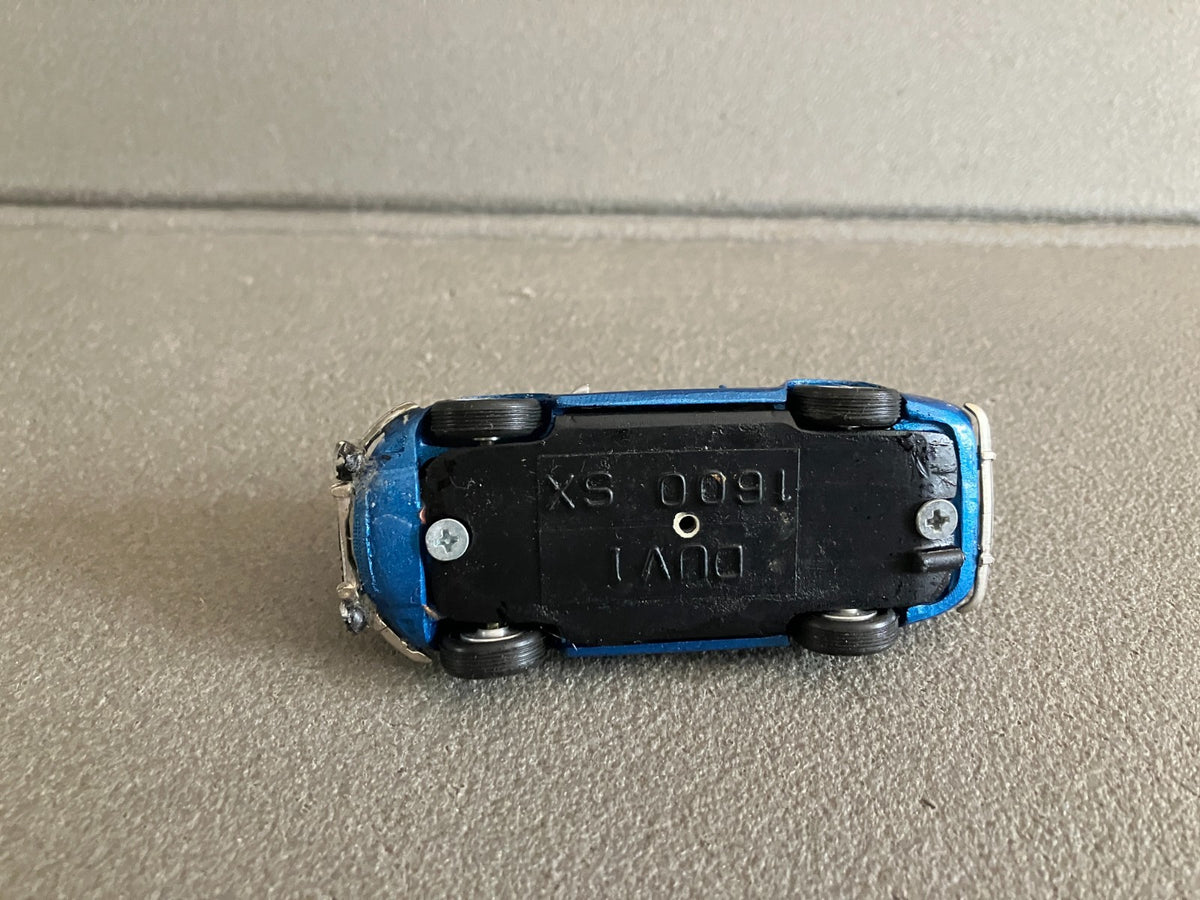 Ancienne Voiture Miniature Kit résine monté Renault Alpine A110 Duvi Corse 1/43